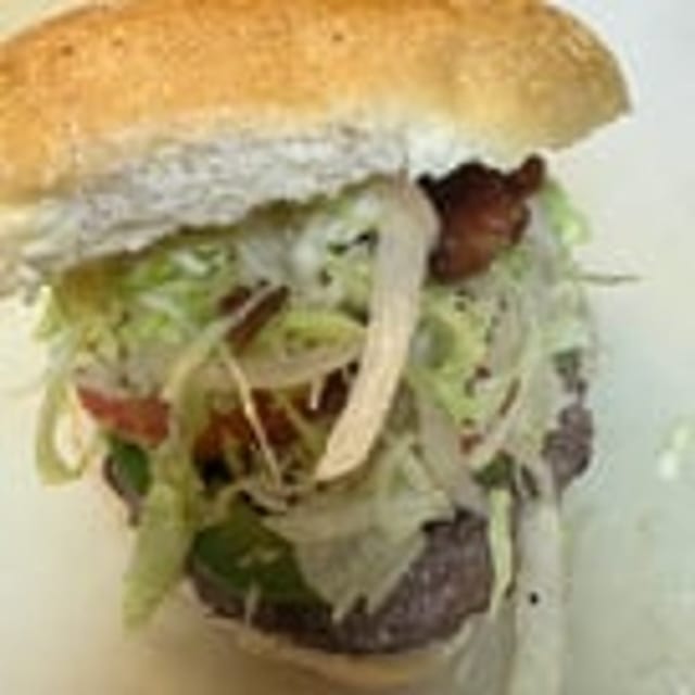 Avo-Burger.