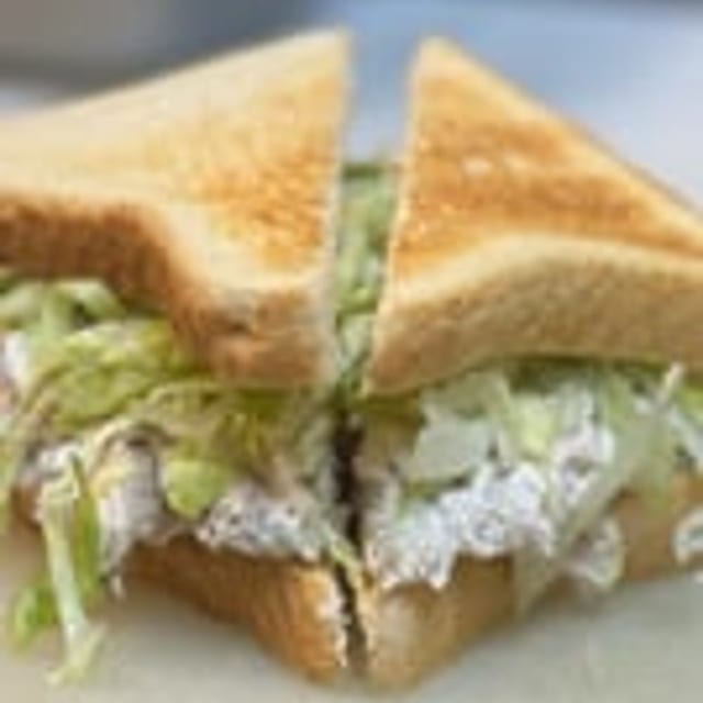 Tuna Sandwich.