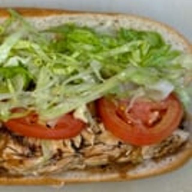 Chicken Marinated Sandwich (Large 11").